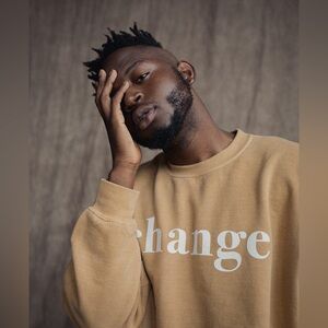 Denim and Flower Ricky Singh Yellow Change Crew Neck Sweatshirt Size M